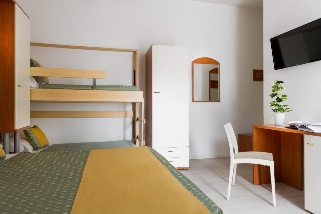 Hotel Principe Cattolica Buitenkant foto
