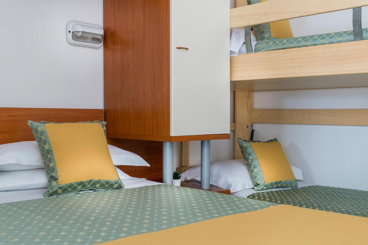 Hotel Principe Cattolica Buitenkant foto